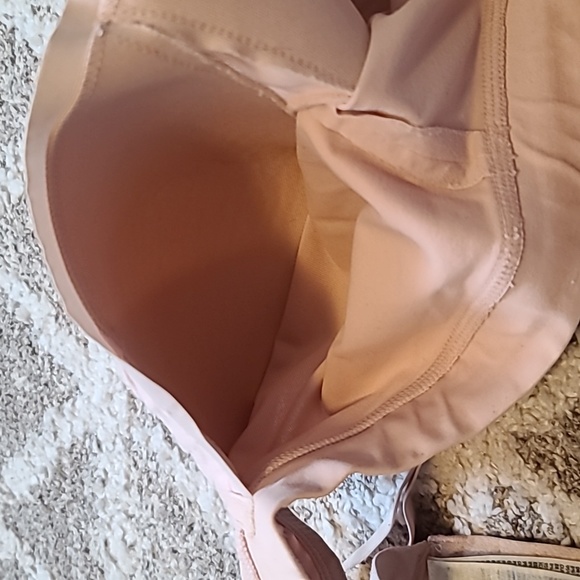 10 for $25 - H&M Maternity/ Nursing Bra - Beige - Size: M - Cotton Cup Lining - Picture 5 of 6